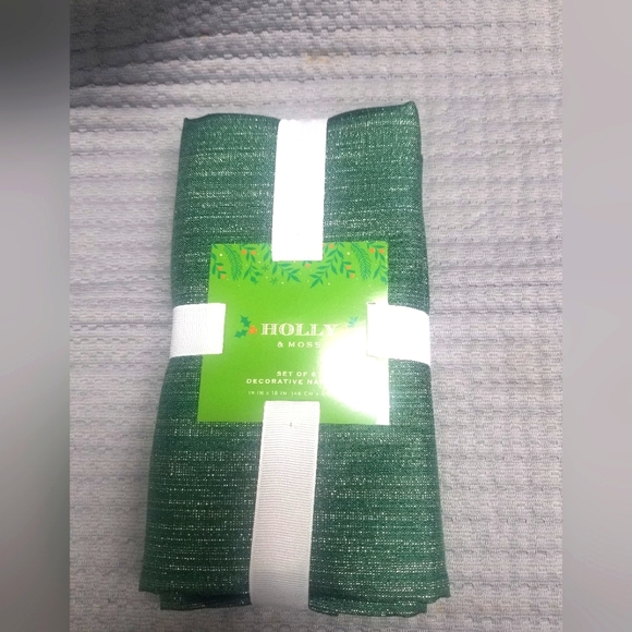 Set of 6 decorative napkins Holly&Moss - Picture 1 of 4